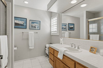 2225 Kirsten Lee Dr, Westlake Village, CA