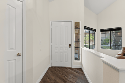 3806 Lost Springs Dr, Calabasas, CA