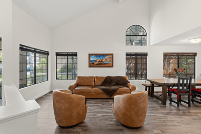 3806 Lost Springs Dr, Calabasas, CA