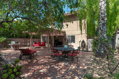 3806 Lost Springs Dr, Calabasas, CA
