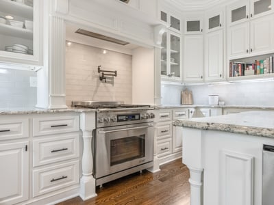 5910 Saint John Lane, Charlotte, NC