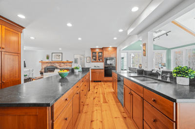 12 Candlewood Dr - SOLD!, Amherst, NH