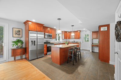 27 Colonel Wilkins Rd, Amherst, NH