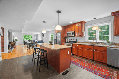 27 Colonel Wilkins Rd, Amherst, NH