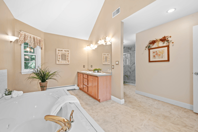 4 Monticello Drive - UNDER CONTRACT!, Amherst, NH