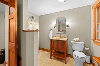 9 Checkerberry Ln, Bedford, NH