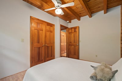 2425 Henson Dr, Marriottsville, MD
