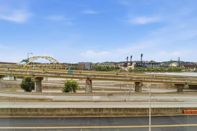 320 Fort Duquesne Blvd., 4G, Pittsburgh, PA