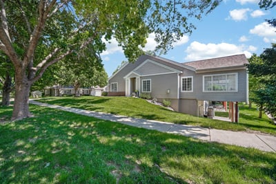 7730 Wistful Vista Dr., 401, West Des Moines, IA