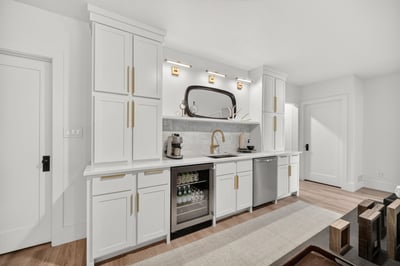 7730 Wistful Vista Dr., 401, West Des Moines, IA