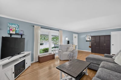 2209 Hillside Ave., West Des Moines, IA