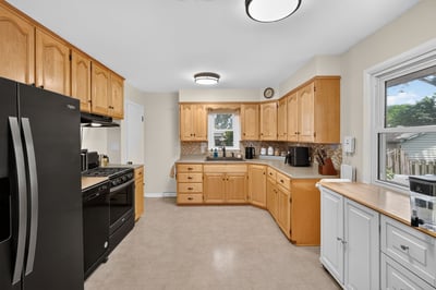 2209 Hillside Ave., West Des Moines, IA