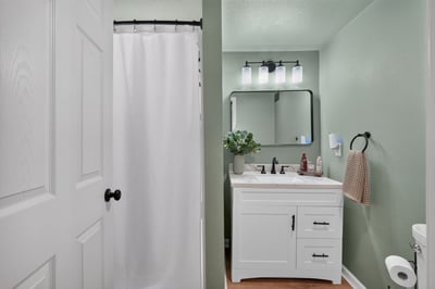 2209 Hillside Ave., West Des Moines, IA