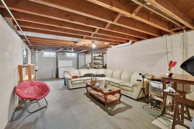 2209 Hillside Ave., West Des Moines, IA