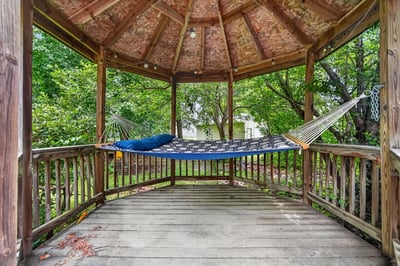 2209 Hillside Ave., West Des Moines, IA