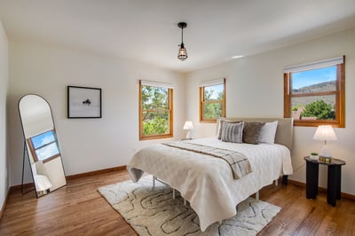 9 Eagle Nest Lane, Lyons, CO