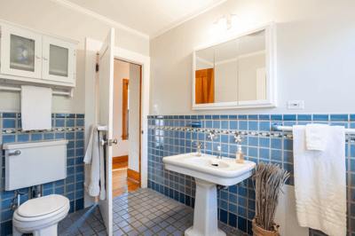 209 N Sunset Pl, Monrovia, CA