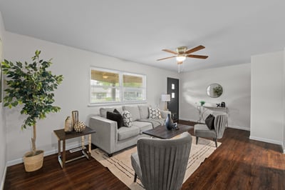 11118 Alan Shepard Dr, Maryland Heights, MO