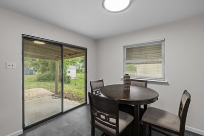 11118 Alan Shepard Dr, Maryland Heights, MO