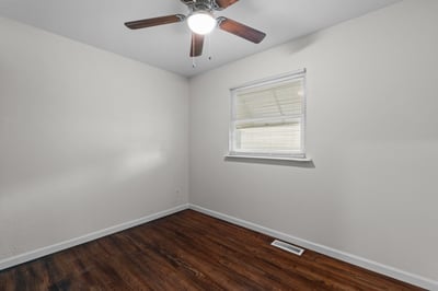 11118 Alan Shepard Dr, Maryland Heights, MO