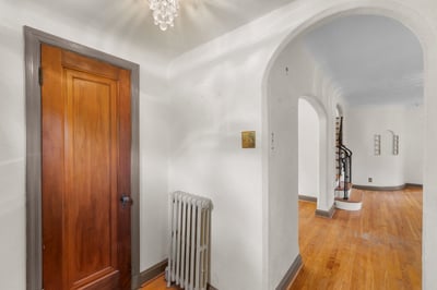 7332 Country Club DR, Saint Louis, MO