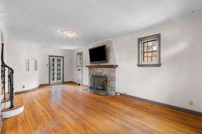 7332 Country Club DR, Saint Louis, MO