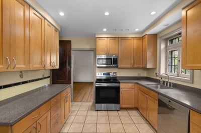 7332 Country Club DR, Saint Louis, MO