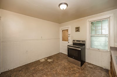 817 Abston Ave, Ferguson, MO