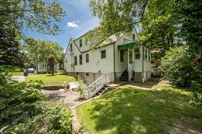 817 Abston Ave, Ferguson, MO