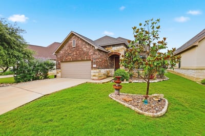 636 Carriage House, Spring Branch, TX