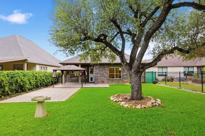 636 Carriage House, Spring Branch, TX