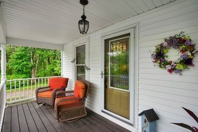 224 College Highway, Southampton, MA