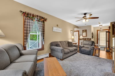 224 College Highway, Southampton, MA
