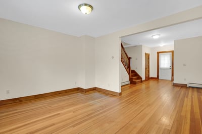 224 College Highway, Southampton, MA