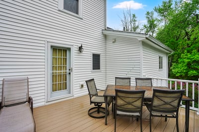 224 College Highway, Southampton, MA