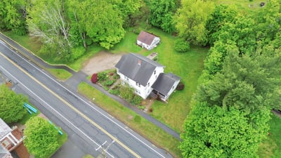 224 College Highway, Southampton, MA