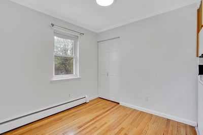 272 Regency Park Dr, Agawam, MA