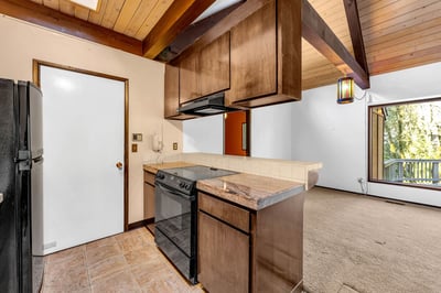 2546 SW Sherwood Drive, Portland, OR