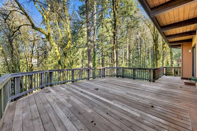 2546 SW Sherwood Drive, Portland, OR