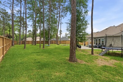 No rear neighbors means privacy and a quiet space to enjoy time outdoors.