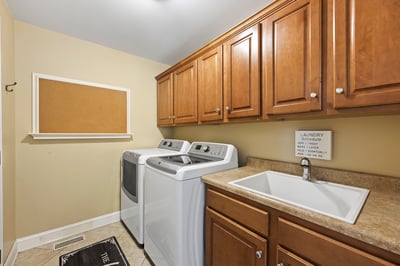 2832 Shady Reach Lane, Charlotte, NC