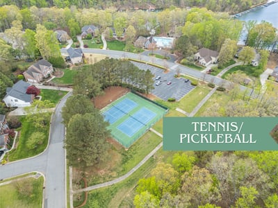 2832 Shady Reach Lane, Charlotte, NC
