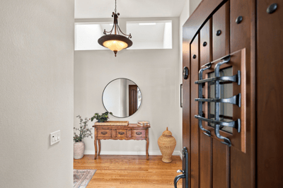 5500 Liverpool Court, Oak Park, CA