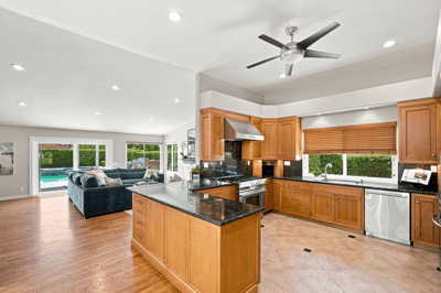5500 Liverpool Court, Oak Park, CA