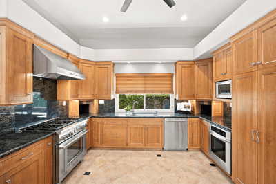 5500 Liverpool Court, Oak Park, CA