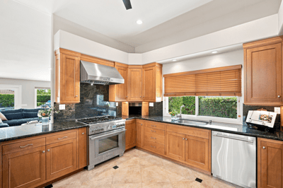 5500 Liverpool Court, Oak Park, CA
