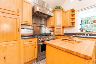 2806 Harpers Ferry Rd, Sharpsburg, MD