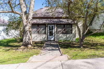 18 Susan Street W, Huntsville (Chaffey), ON