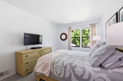 665 Cherry Avenue, Sonoma, CA
