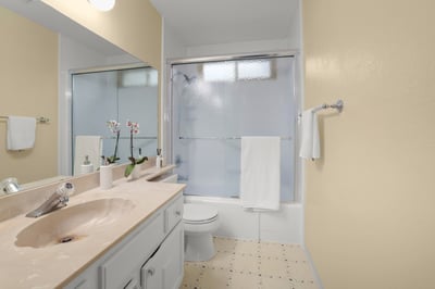 25638 West Camino Vista, Hayward, CA